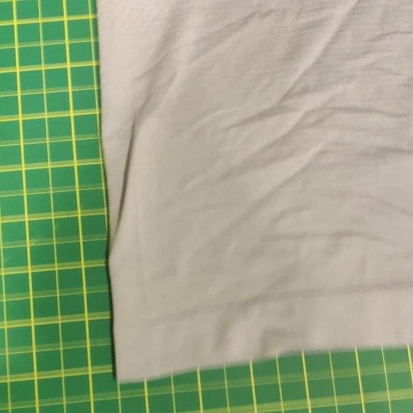 Women's White Short Sleeve Top - Picture 5 of 9